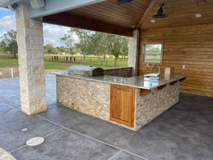 Outdoor Kitchens